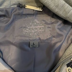 Camouflage windbreaker